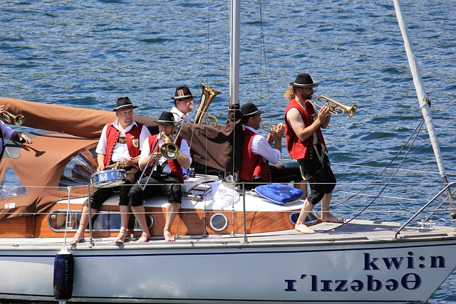 进攻无往不 进攻无往不