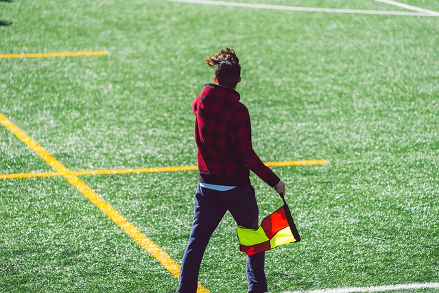 通过他在巴 通过他在巴